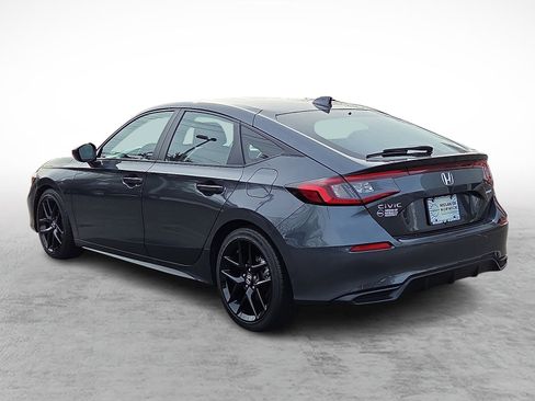 Used 2025 Honda Civic Sport image 4