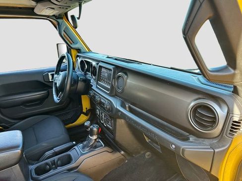 Used 2018 Jeep Wrangler Unlimited Sport S AWD/4WD image 29