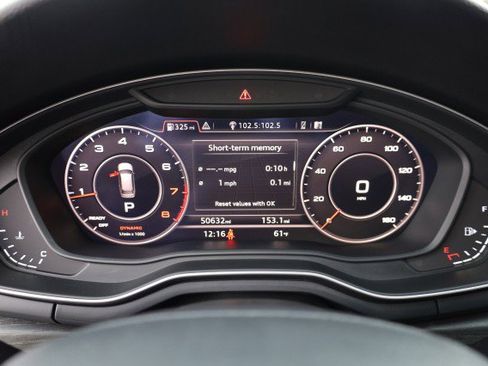 Used 2019 Audi A4 2.0T allroad Prestige w/ Prestige Package image 26