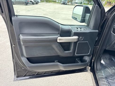 Used 2019 Ford F150 Lariat w/ Equipment Group 502A Luxury AWD/4WD image 13
