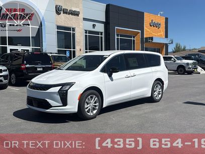 New 2027 Chrysler Pacifica Select