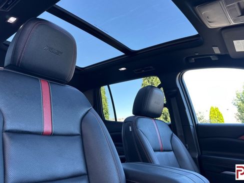 Certified 2024 Chevrolet Traverse RS w/ LPO, Floor Liner Package image 20