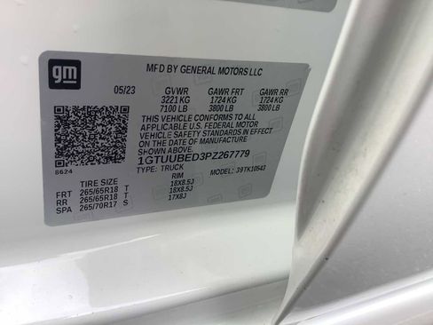 Used 2023 GMC Sierra 1500 SLE image 21