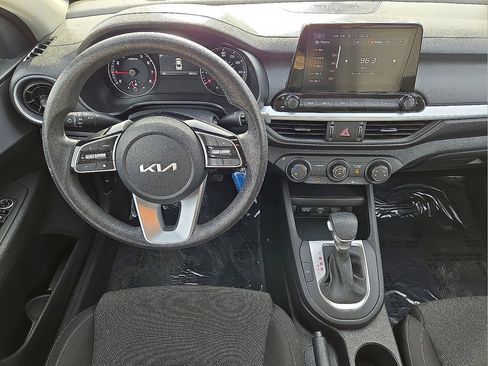 Used 2024 Kia Forte LXS image 17