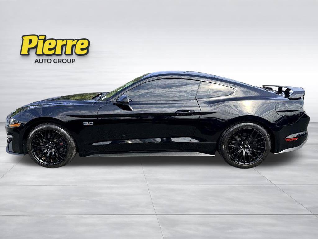 Used 2021 Ford Mustang GT Premium w/ GT Performance Package RWD image 4
