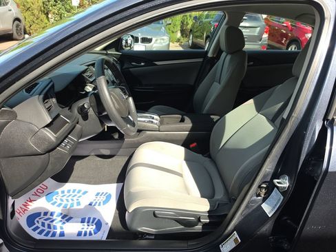 Used 2021 Honda Civic LX image 9