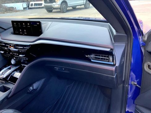 Used 2022 Acura MDX A-Spec image 17