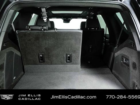 Certified 2024 Cadillac Escalade Sport AWD/4WD image 33