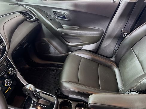 Used 2019 Chevrolet Trax Premier image 26