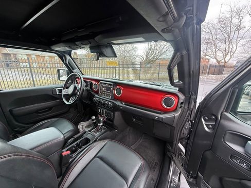 Used 2023 Jeep Gladiator Rubicon w/ LED Lighting Group image 16
