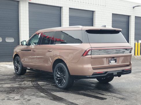New 2025 Lincoln Navigator L Black Label image 3