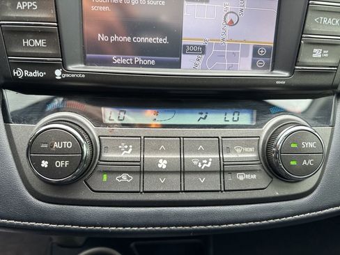 Used 2015 Toyota RAV4 Limited AWD/4WD image 15