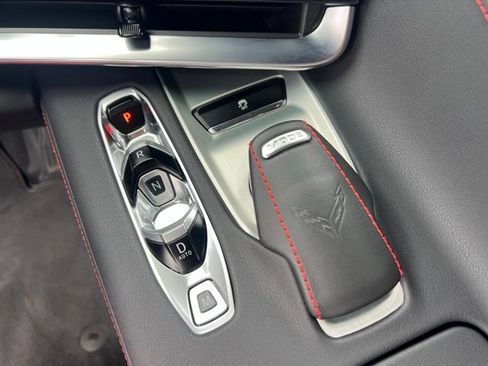 Used 2025 Chevrolet Corvette Z06 RWD image 17