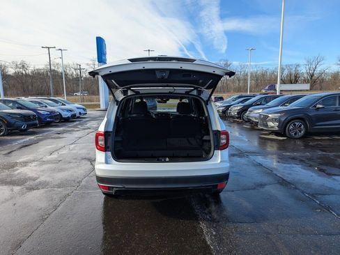 Certified 2022 Honda Pilot Special Edition image 13