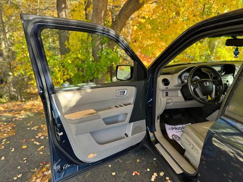 Used 2011 Honda Pilot EX-L image 23