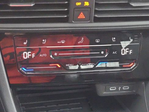 New 2026 Volkswagen Jetta GLI Autobahn FWD image 23