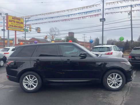 Used 2019 Land Rover Range Rover Sport SE image 9