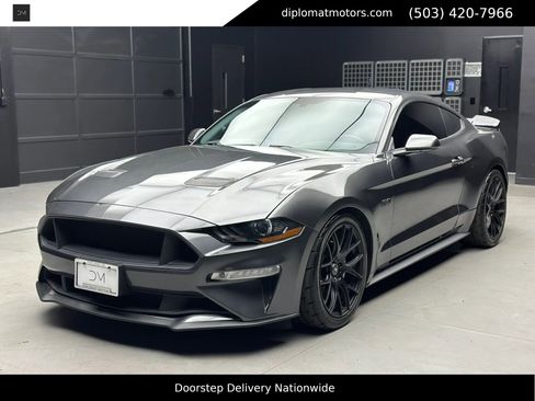 Used 2020 Ford Mustang GT image 1