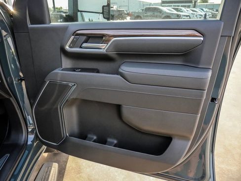 New 2026 Chevrolet Silverado 3500 LT image 18