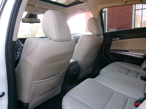 Used 2013 Honda Crosstour EX-L image 28