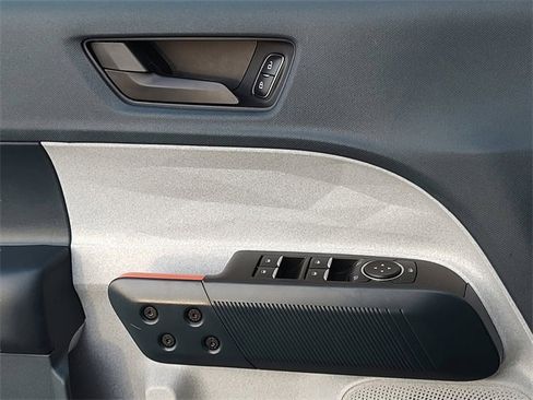 Used 2024 Ford Maverick XLT image 27