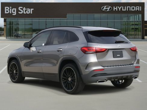 Used 2021 Mercedes-Benz GLA 250 4MATIC image 3