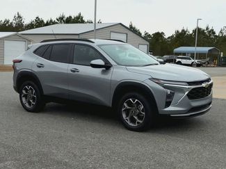 New 2026 Chevrolet Trax LT w/ Driver Confidence Package video 2