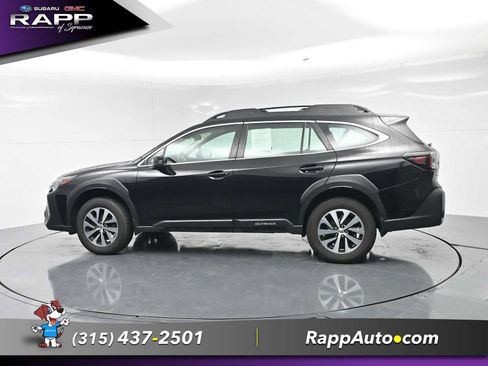 Used 2024 Subaru Outback AWD/4WD image 4