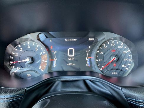 Used 2026 Jeep Compass Latitude image 13