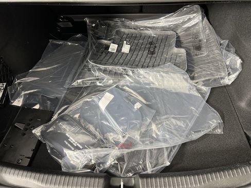 New 2026 Mercedes-Benz C 300 4MATIC Sedan image 23
