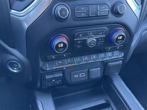 Used 2020 Chevrolet Silverado 1500 LT Trail Boss image 20