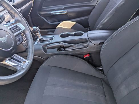 Used 2019 Ford Mustang Coupe image 15