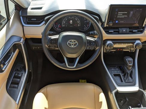 Used 2024 Toyota RAV4 XLE Premium image 16