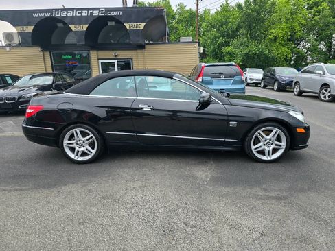 Used 2012 Mercedes-Benz E 350 Cabriolet image 3
