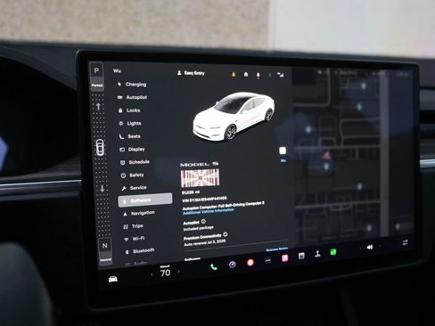 Used 2021 Tesla Model S Plaid image 39