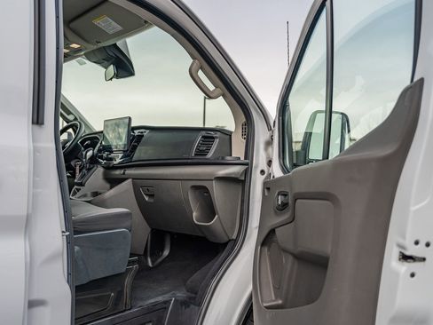 Used 2023 Ford Transit 350 XLT image 14