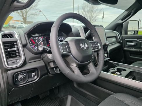 Used 2025 RAM 2500 Big Horn image 13