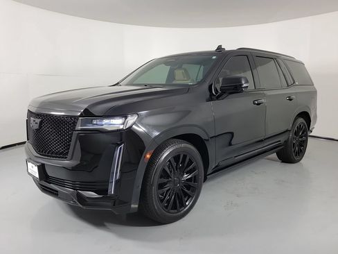 Used 2023 Cadillac Escalade Premium Luxury w/ Performance Package RWD image 2