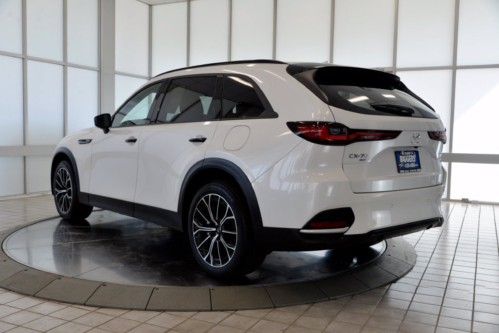Certified 2025 MAZDA CX-70 Plug-In Hybrid w/ Premium Plus AWD/4WD image 6
