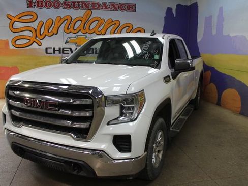 Used 2019 GMC Sierra 1500 SLE AWD/4WD image 4