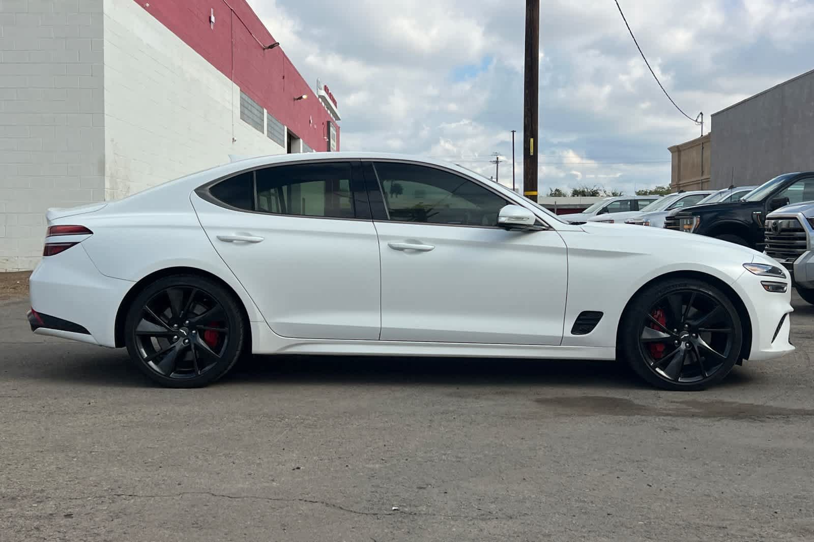 Used 2023 Genesis G70 3.3T w/ Sport Prestige Package RWD image 8