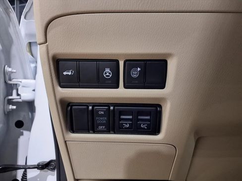 Used 2023 INFINITI QX80 Sensory w/ All-Season Package image 13