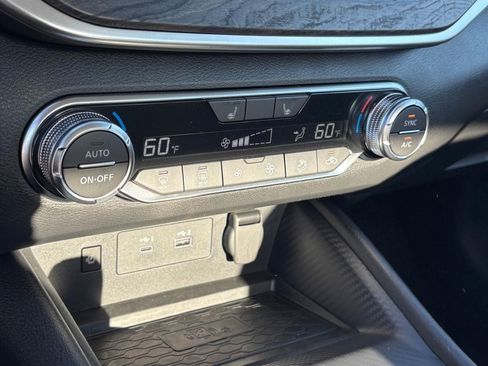 New 2026 Nissan Altima 2.5 SV FWD image 13