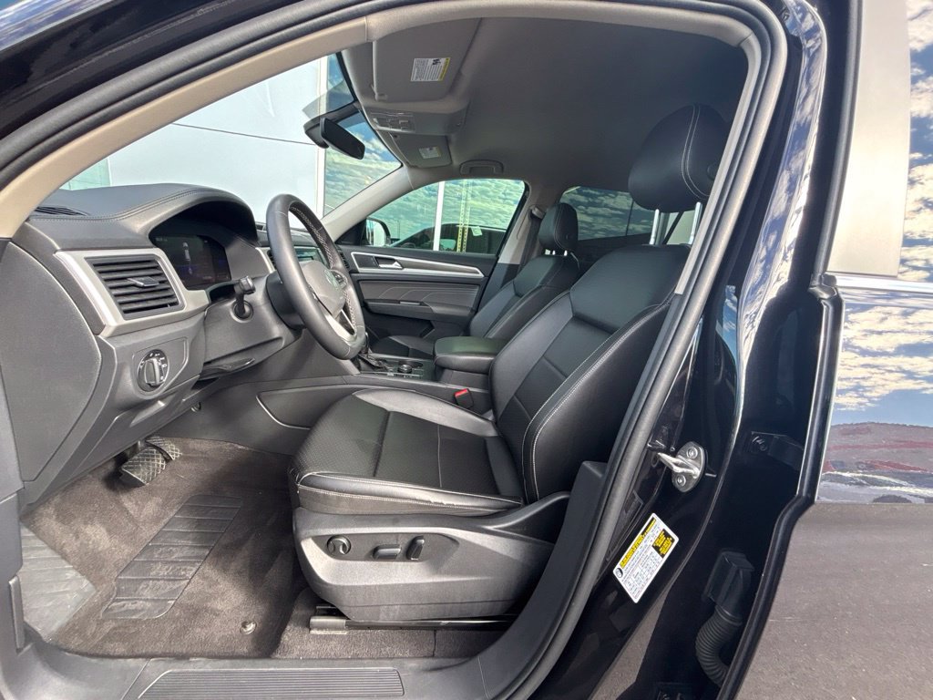 Used 2022 Volkswagen Atlas SE AWD/4WD image 12