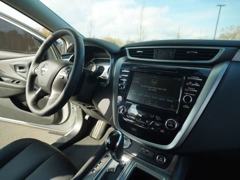 Used 2024 Nissan Murano SV w/ SV Midnight Edition Package image 31