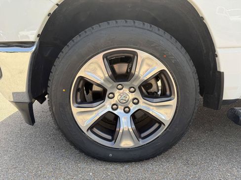 Used 2023 RAM 1500 Laramie AWD/4WD image 25