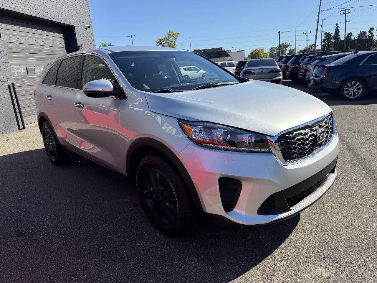 Used 2019 Kia Sorento L FWD image 3
