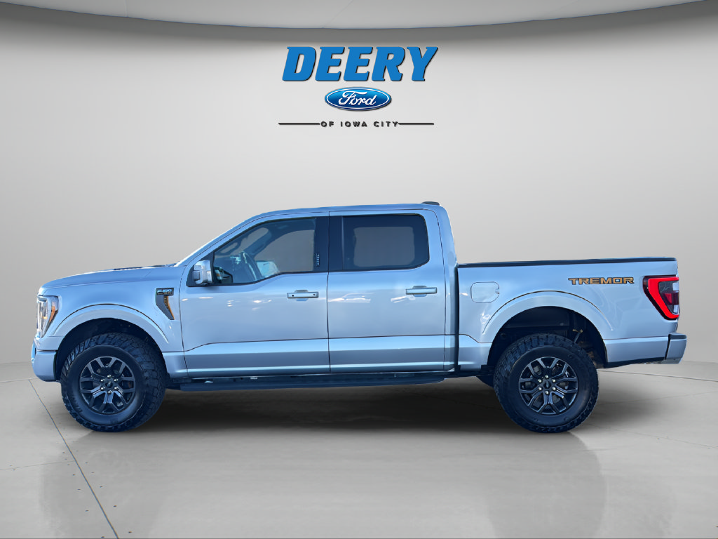Used 2016 Ford F150 XLT w/ Equipment Group 302A Luxury AWD/4WD image 5