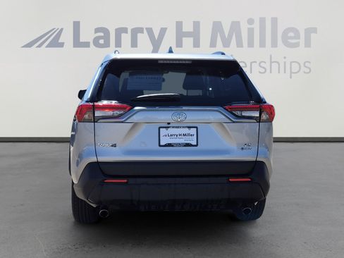 Certified 2025 Toyota RAV4 LE image 4