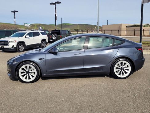 Used 2023 Tesla Model 3 Long Range image 7